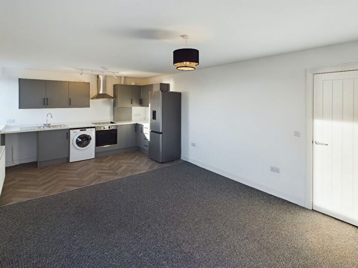 2 Bedroom Flat To Rent In Arbroath Road, Angus, Carnoustie, DD7