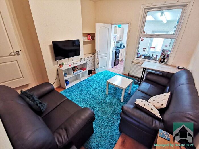 4 Bedroom Terraced House To Rent In Dawlish Road, Birmingham, B29