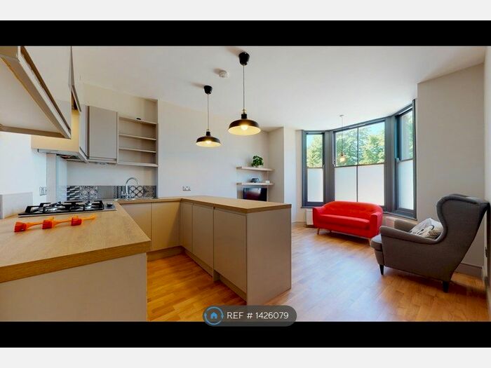 2 Bedroom Flat To Rent In Nunhead Lane, London, SE15