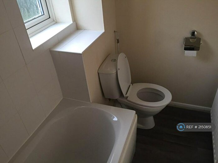 2 Bedroom End Of Terrace House To Rent In Reynolds Close, St. Ives, PE27