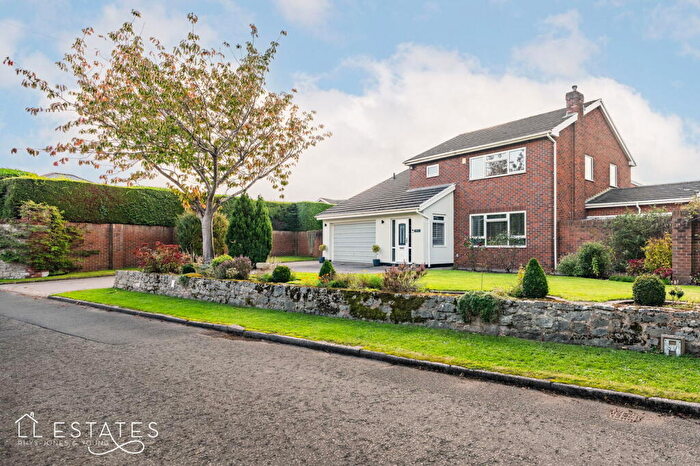 5 Bedroom Detached House For Sale In Mount Road, St. Asaph, LL17
