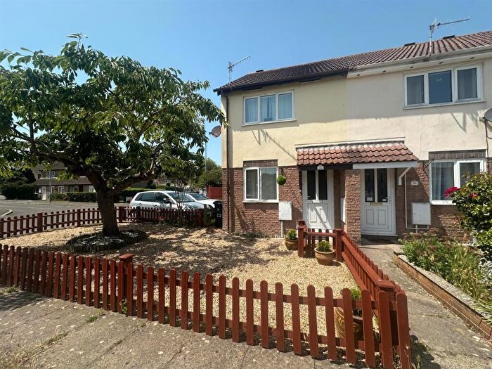 2 Bedroom End Of Terrace House For Sale In , Reedling Close, Weymouth, Dorset, DT3