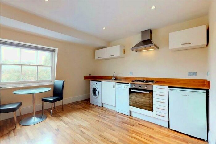 1 Bedroom Flat To Rent In Hackney Road, Hackney / Victoria Park, E2