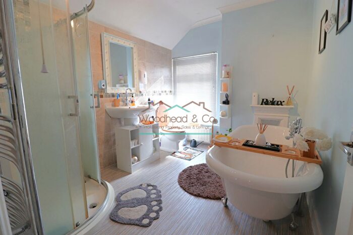 2 Bedroom Terraced House To Rent In Wentworth Road, Rushden, Northamptonshire, NN10