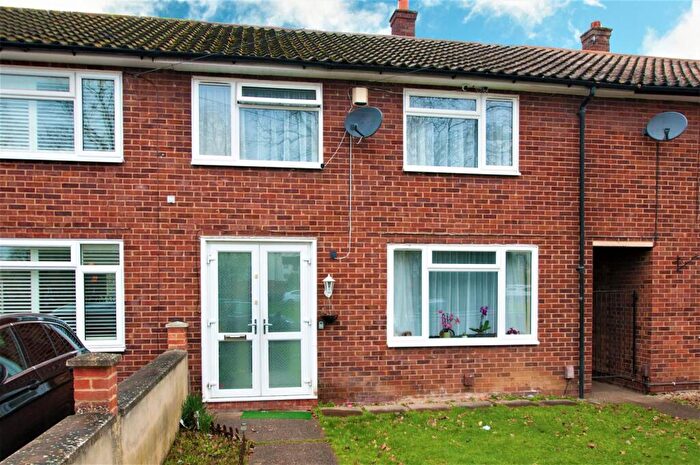 3 Bedroom Terraced House To Rent In Ripley Close, Langley, Berkshire, SL3