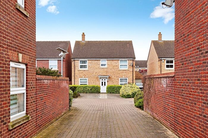 4 Bedroom Detached House For Sale In Briar Court, Yaxley, Peterborough, PE7