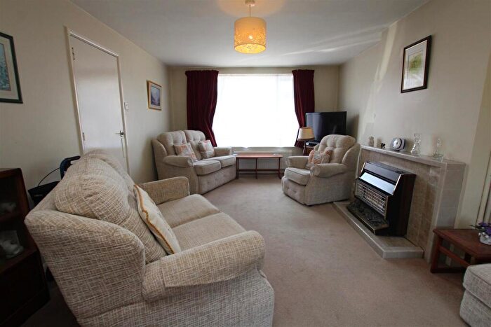 3 Bedroom Detached House For Sale In Drake Road, Bishopstoke, Eastleigh, SO50