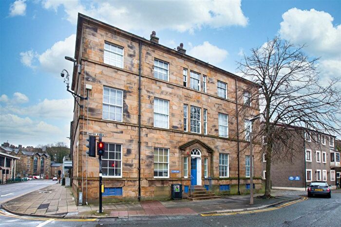1 Bedroom Flat For Sale In Water Street, Lancaster, LA1