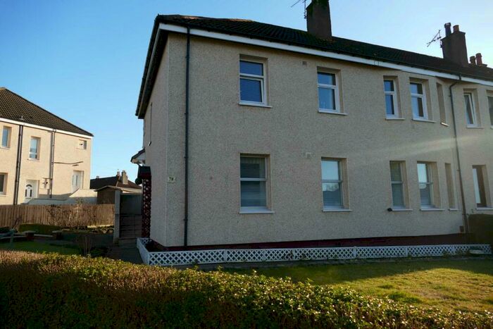 3 Bedroom Flat To Rent In Netherhill Road, Paisley, PA3