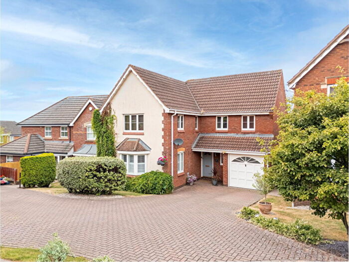 4 Bedroom Detached House For Sale In Stinford Leys, Market Harborough, LE16