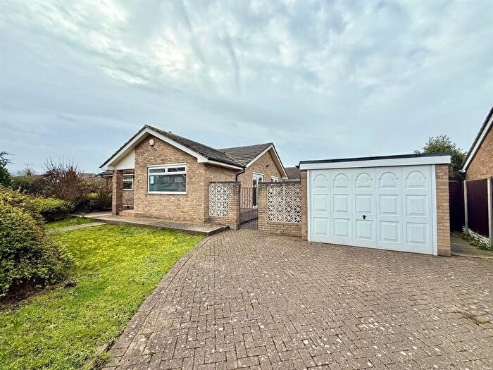 3 Bedroom Detached Bungalow For Sale In Yare Close, Great Yarmouth, NR30