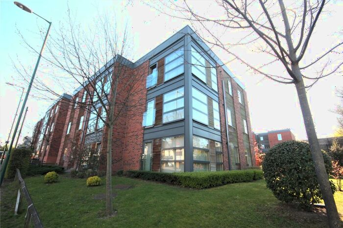 2 Bedroom Apartment To Rent In Watermark House, Watermark Close, Nottingham, Nottinghamshire, NG5