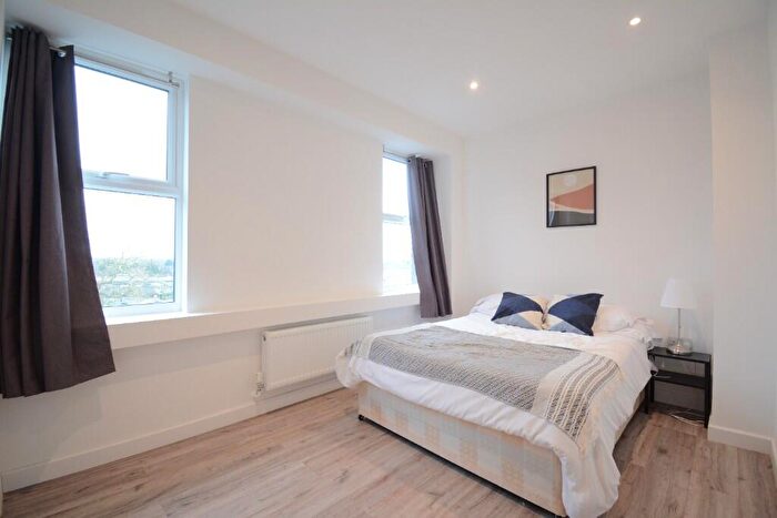 1 Bedroom Flat To Rent In Rickfords Hill, Aylesbury, HP20