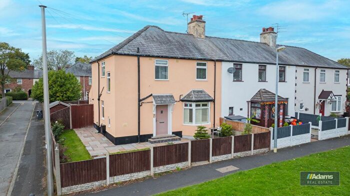 3 Bedroom End Of Terrace House For Sale In Lincoln Square, Widnes, WA8
