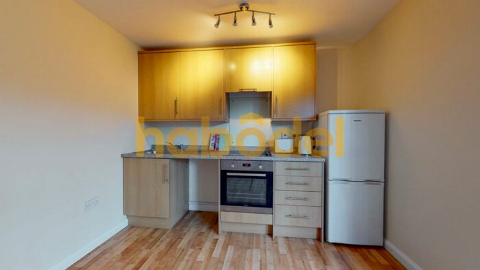 2 Bedroom Flat To Rent In Stratford House, Yardley Wood Road, Yardley Wood, Birmingham, B14