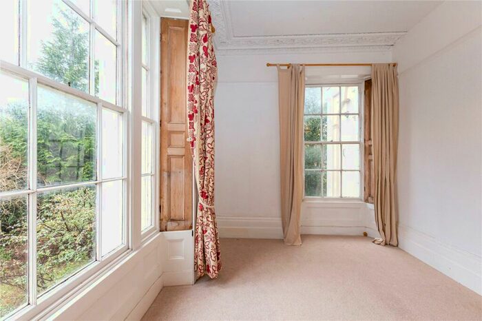 2 Bedroom Apartment To Rent In Cotham Road, Cotham, Bristol, BS6