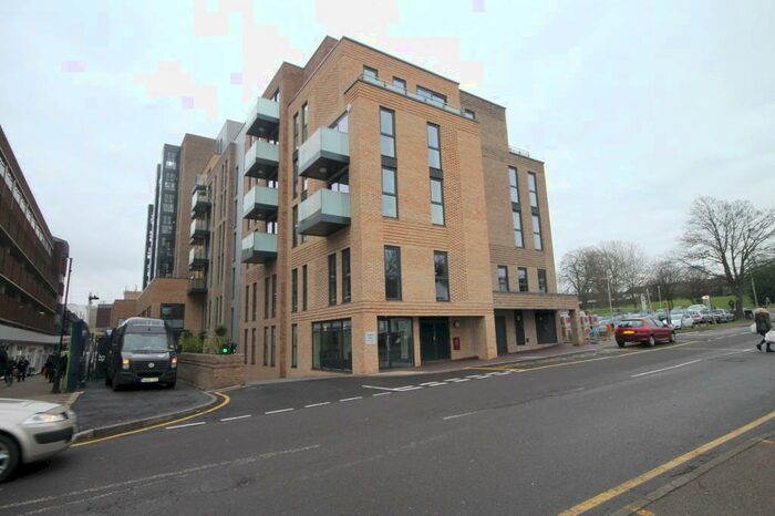2 Bedroom Apartment To Rent In Brunswick Square, Homefield Rise, Orpington, BR6