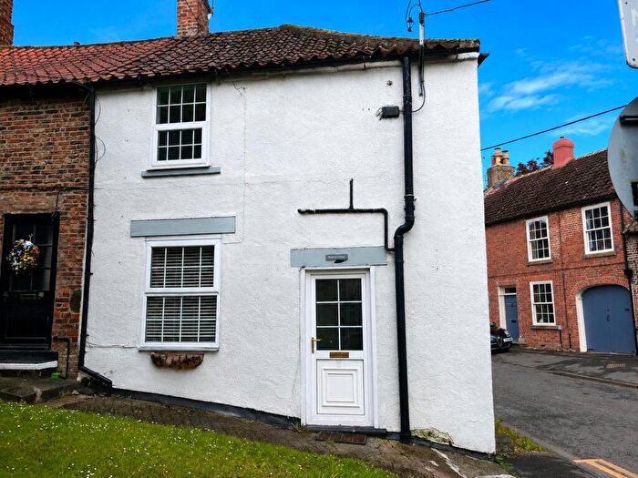 2 Bedroom End Of Terrace House For Sale In Cockpit Hill, Brompton, Northallerton, North Yorkshire, DL6