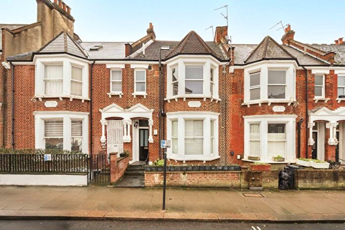 4 Bedroom Flat For Sale In Sumatra Road, West Hampstead, NW6