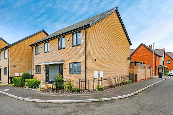 2 Bedroom Semi-detached House For Sale In Claudia Gardens, Houghton Regis, Dunstable, Bedfordshire, LU5