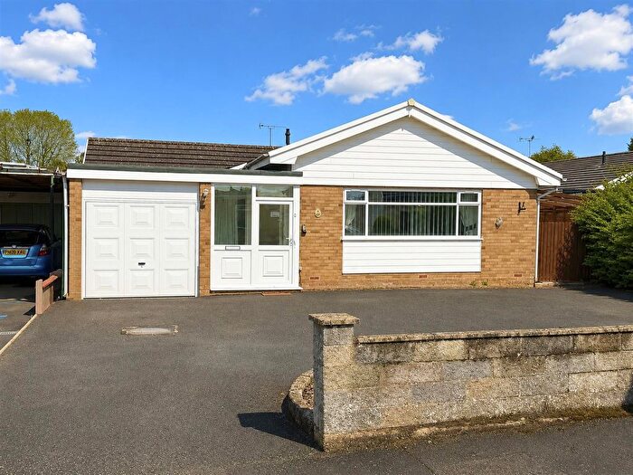 4 Bedroom Detached Bungalow For Sale In Ash Grove Close, Bodenham, Hereford, HR1