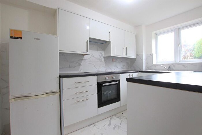 1 Bedroom Flat To Rent In Harewood Terrace, Norwood Green, UB2