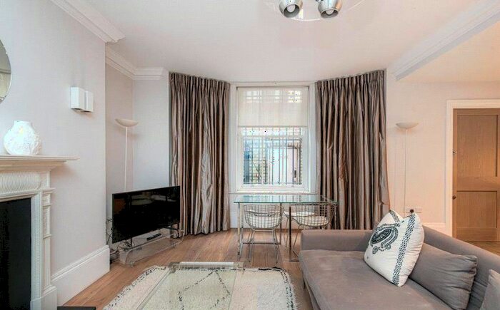 1 Bedroom Flat To Rent In Welbeck Street, Marylebone, London, W1G