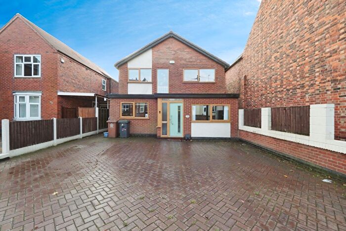 3 Bedroom Detached House For Sale In Swadlincote Road, Woodville, Swadlincote, Derbyshire, DE11