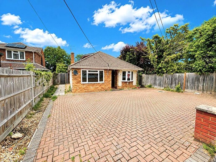 6 Bedroom Bungalow For Sale In Wood Street, Ash Vale, Surrey, GU12
