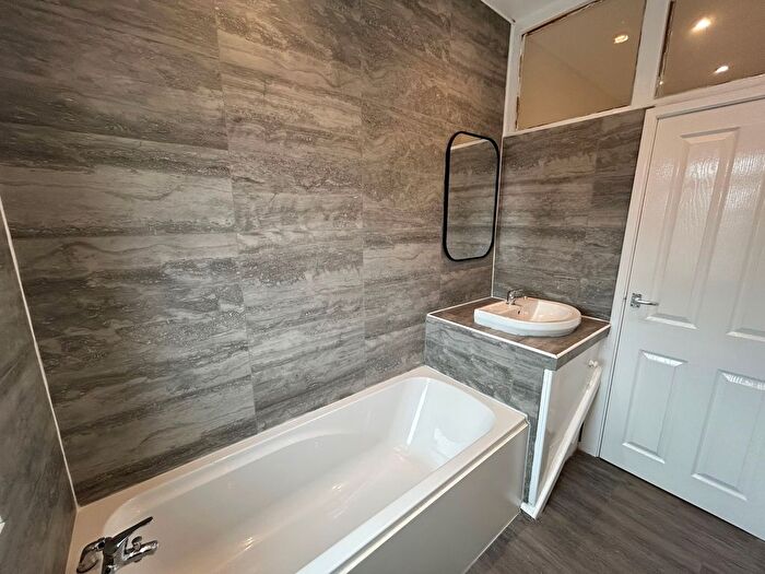 1 Bedroom Property To Rent In Northenden Road, Sale, M33
