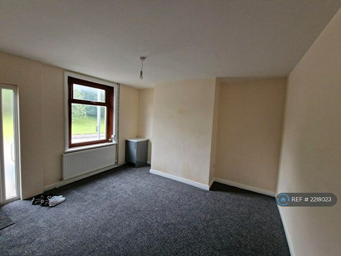 2 Bedroom Terraced House To Rent In Halifax Road, Rochdale, OL16