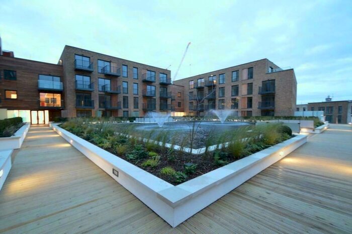 1 Bedroom Apartment To Rent In Royal Victoria Gardens, Whiting Way, Surrey Quays, SE16