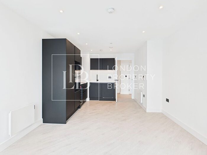 1 Bedroom Flat To Rent In Vista River Tower, Manchester, M3