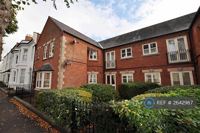 2 Bedroom Flat To Rent In Merchants Court, Leamington Spa, CV32