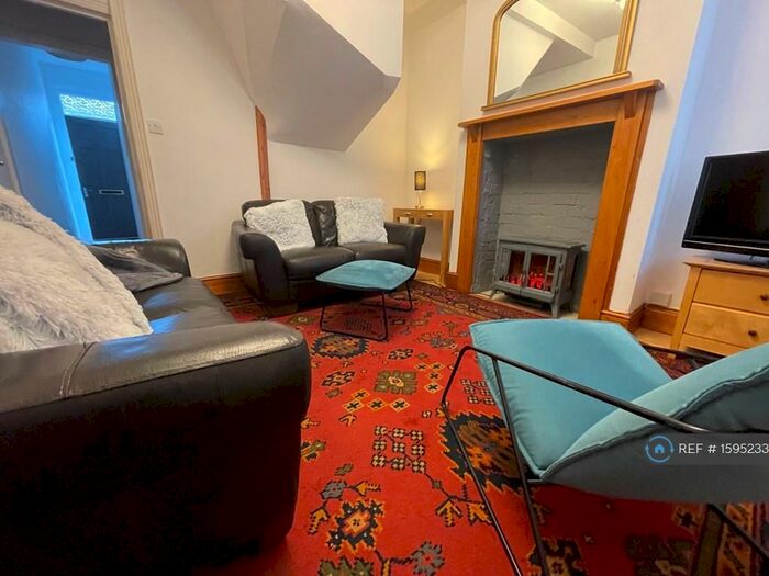 3 Bedroom End Of Terrace House To Rent In Terry Road, Coventry, CV1