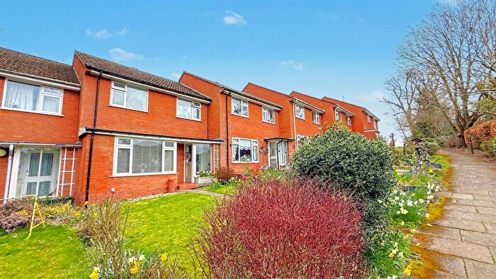 3 Bedroom Terraced House For Sale In Sellywood Road, Bournville, Birmingham, B30
