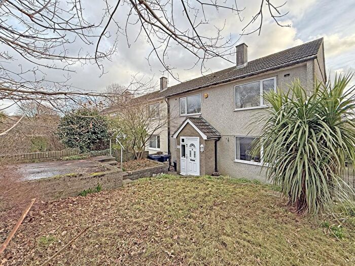 4 Bedroom End Terrace House For Sale In Chaucer Way, Manadon, Plymouth, PL5