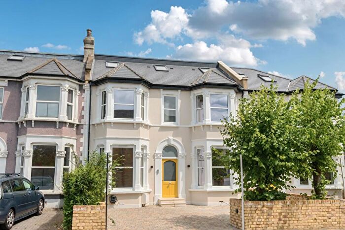 5 Bedroom Terraced House To Rent In Broadfield Road, London, SE6