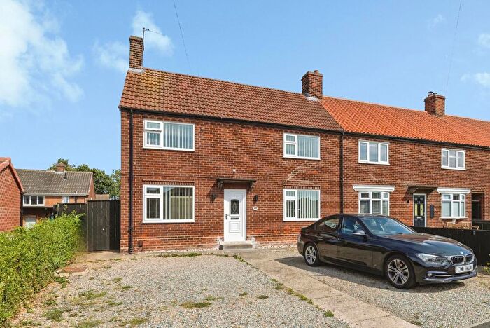 3 Bedroom End Of Terrace House For Sale In Clapham Road, Yarm, TS15