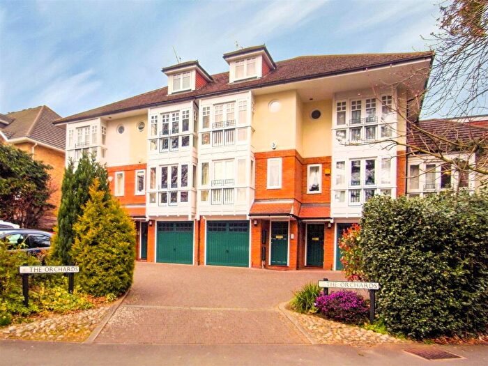 4 Bedroom Terraced House To Rent In Hill View Road, Woking, Surrey, GU22