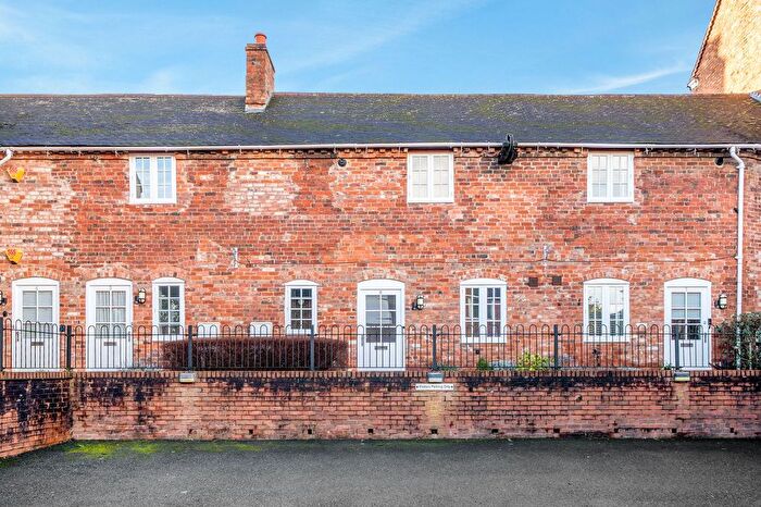 2 Bedroom Terraced House For Sale In Avon Mill Place, Pershore, WR10