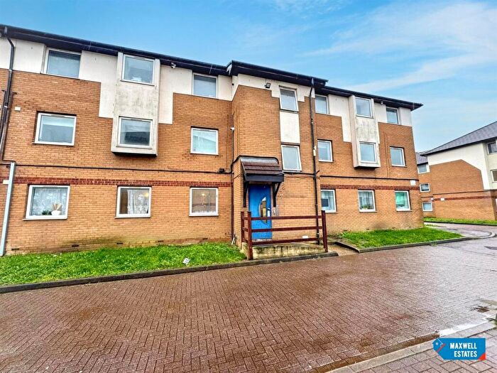 1 Bedroom Apartment For Sale In Milliners Way, Luton, LU3