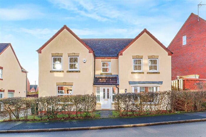 4 Bedroom Detached House For Sale In Ten Shilling Drive, Coventry, CV4