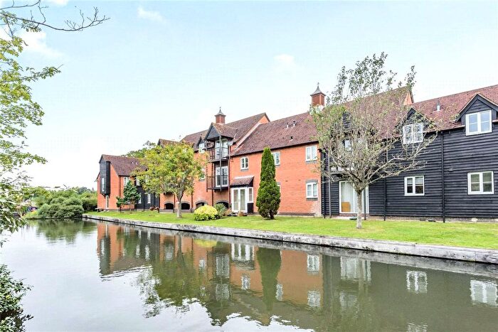 2 Bedroom Flat To Rent In Mill Lane, Newbury, RG14