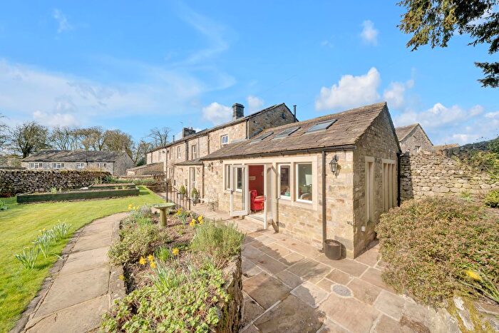 4 Bedroom Semi Detached House For Sale In Lauradale Lane, Linton-In-Craven, BD23