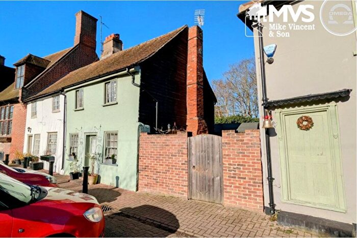 2 Bedroom Cottage For Sale In Teddybear Cottage, Church Square, St Osyth, CO16