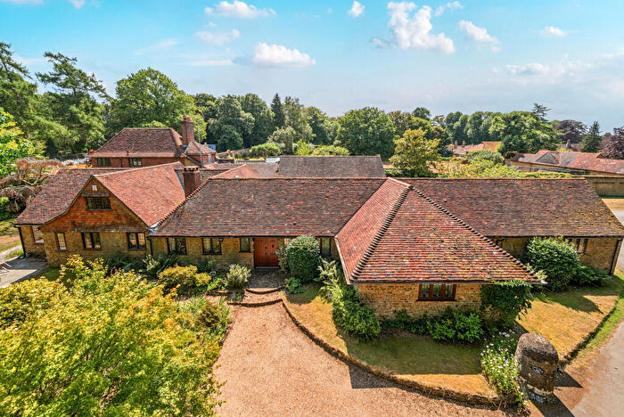 4 Bedroom Detached House For Sale In Hascombe Road, Hascombe, Godalming, GU8
