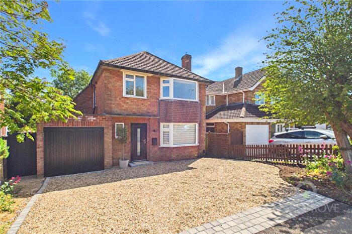 3 Bedroom Detached House For Sale In Cottesmore Avenue, Barton Seagrave, Kettering, Northamptonshire, NN15