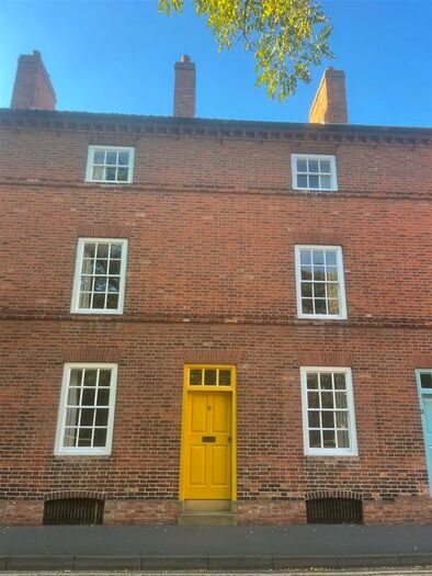 1 Bedroom Flat To Rent In Wilson Street, Newark, NG24