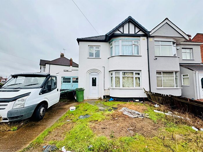 3 Bedroom Semi Detached House For Sale In Lynton Road, Peterborough, PE1